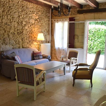 Du Vert & Du Bon Air - Linge Maison Inclus - Parking Prive Gratuit - Centre Ville Bergerac 10Mn - Domaine Bellevue Cottage En Perigord Lembras エクステリア 写真