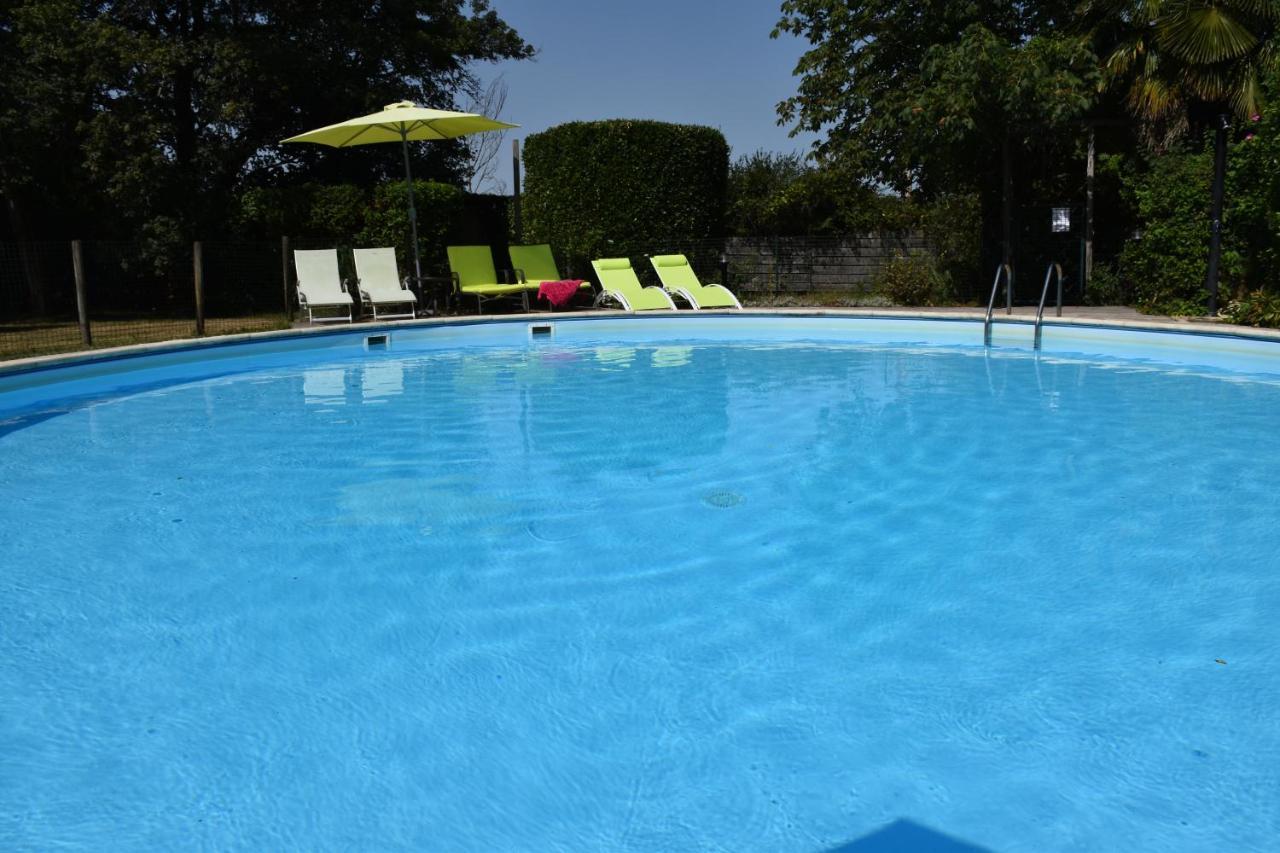 Du Vert & Du Bon Air - Linge Maison Inclus - Parking Prive Gratuit - Centre Ville Bergerac 10Mn - Domaine Bellevue Cottage En Perigord Lembras エクステリア 写真