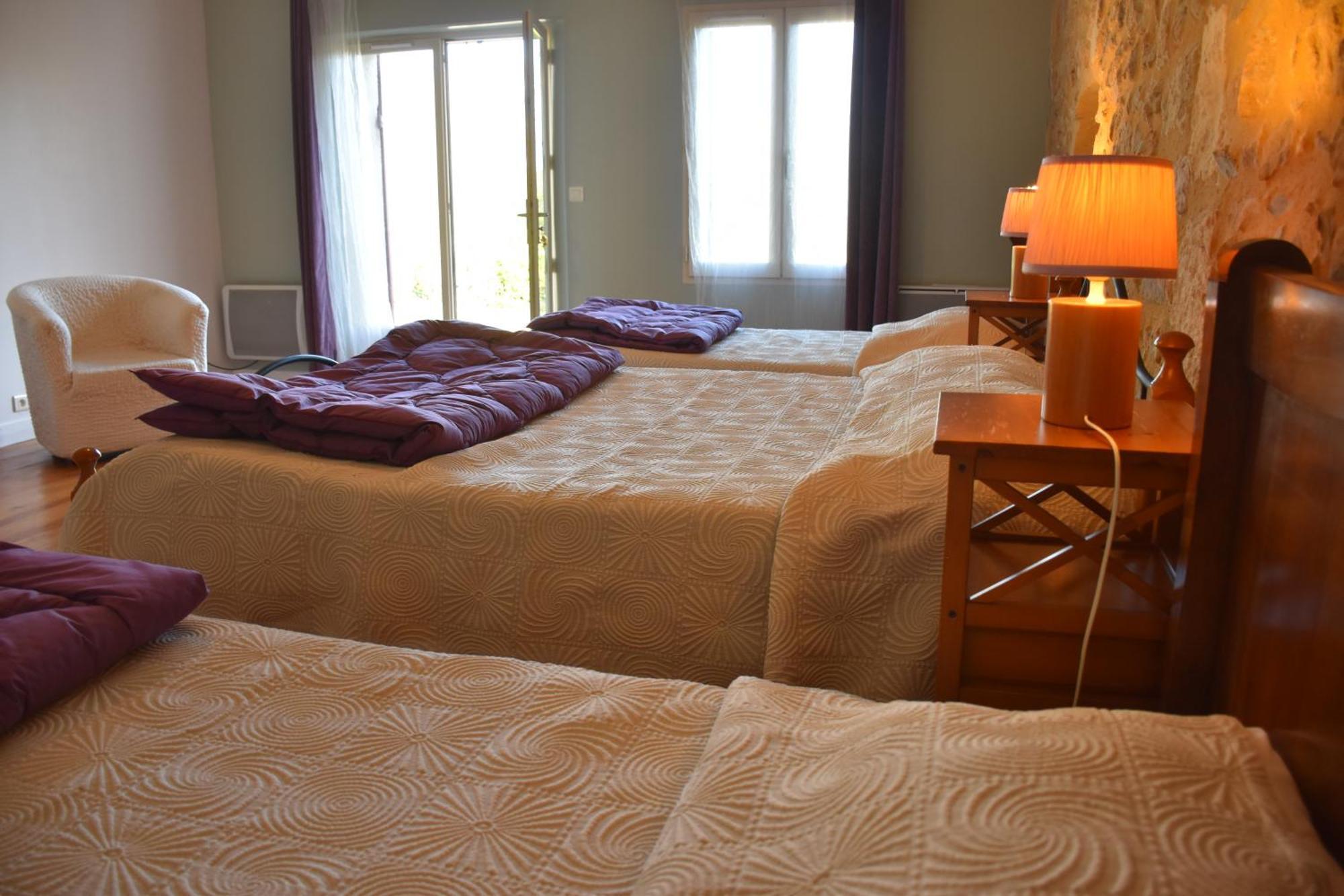 Du Vert & Du Bon Air - Linge Maison Inclus - Parking Prive Gratuit - Centre Ville Bergerac 10Mn - Domaine Bellevue Cottage En Perigord Lembras エクステリア 写真