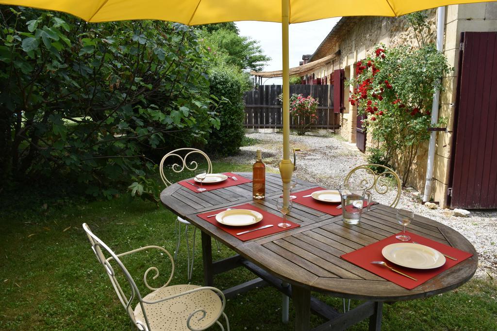 Du Vert & Du Bon Air - Linge Maison Inclus - Parking Prive Gratuit - Centre Ville Bergerac 10Mn - Domaine Bellevue Cottage En Perigord Lembras エクステリア 写真